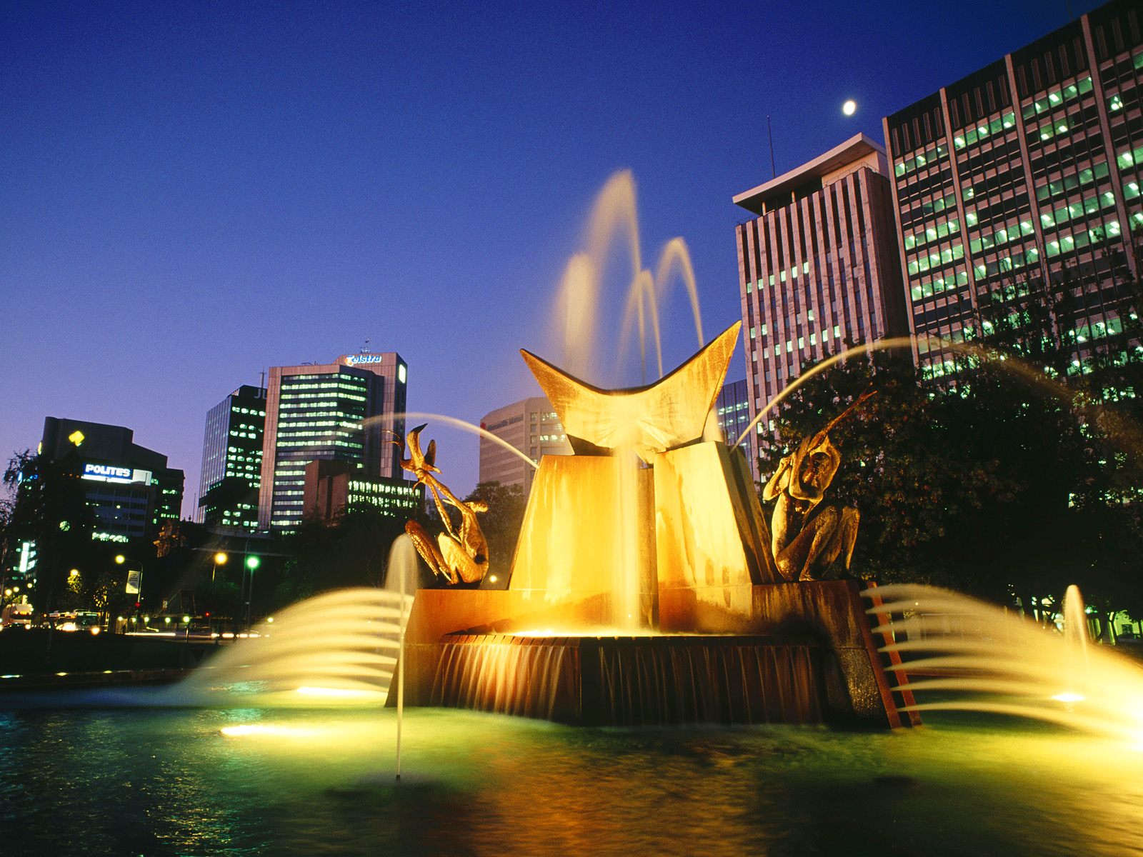 victoria-square-fountain--adelaide--australia