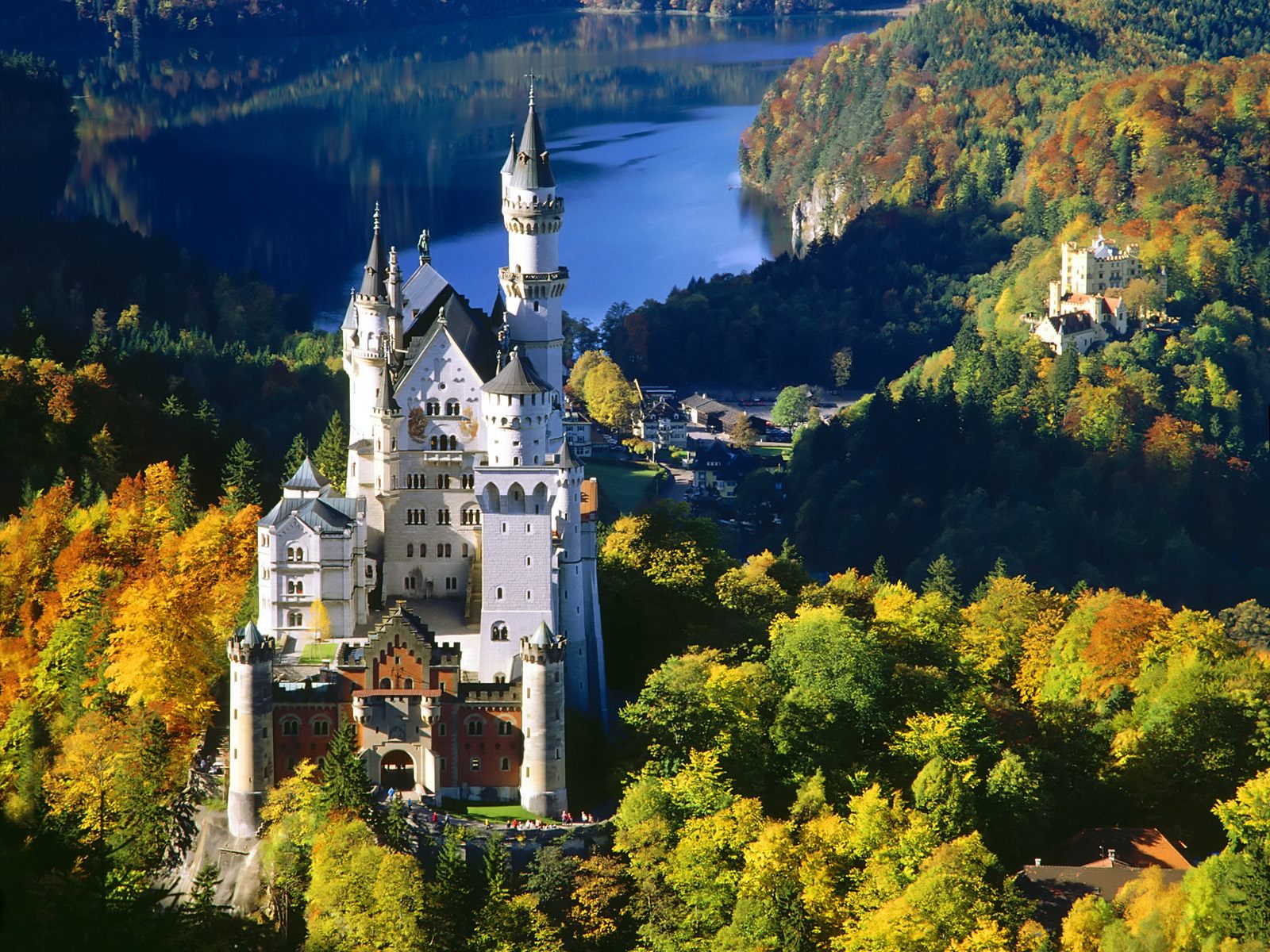 neuschwanstein-castle--bavaria--germany