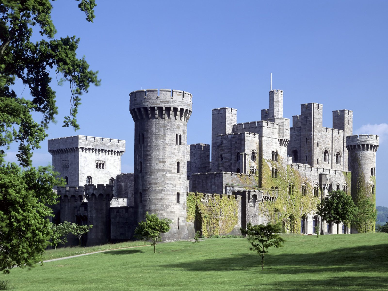 penrhyn-castle--gwynedd--wales