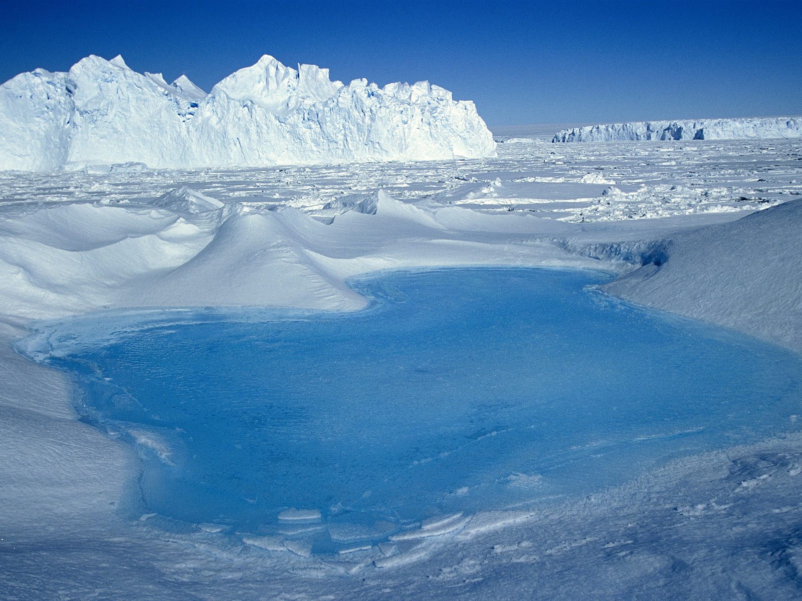 dumont-d-urville--terre-adelie-coast--east-antarctica