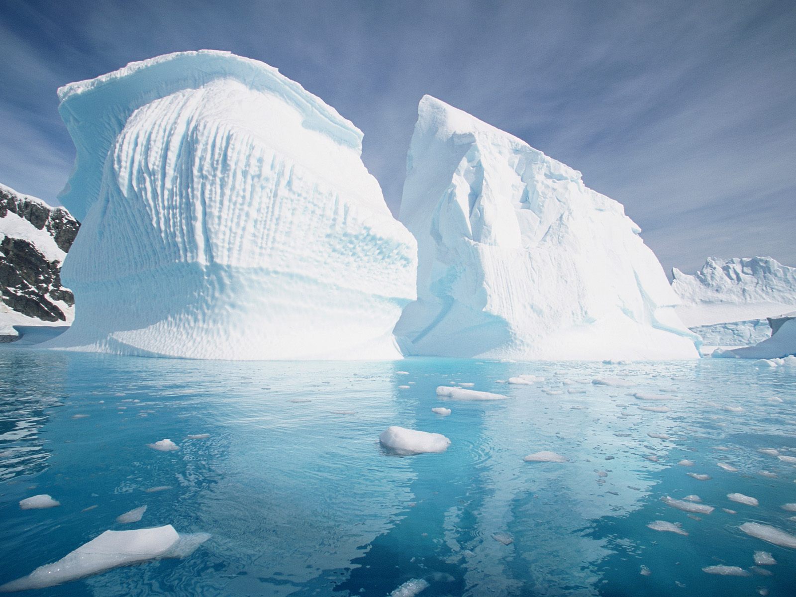 pleneau-island--antarctic-peninsula