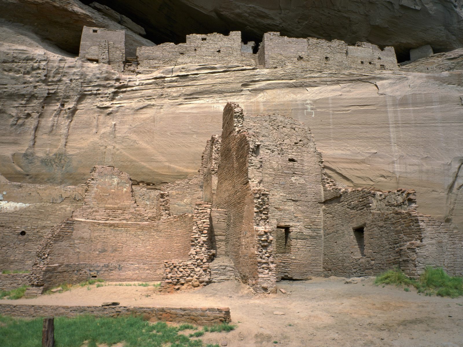 cliff-dwellings--white-house-ruins--canyon-de-chelly-national-monument--arizona